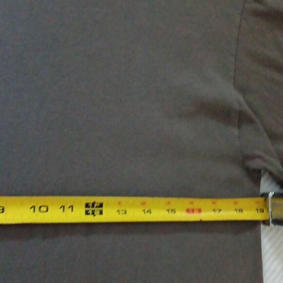 PinkāGivesāMeāStrengthāTee - Picture 3 of 4